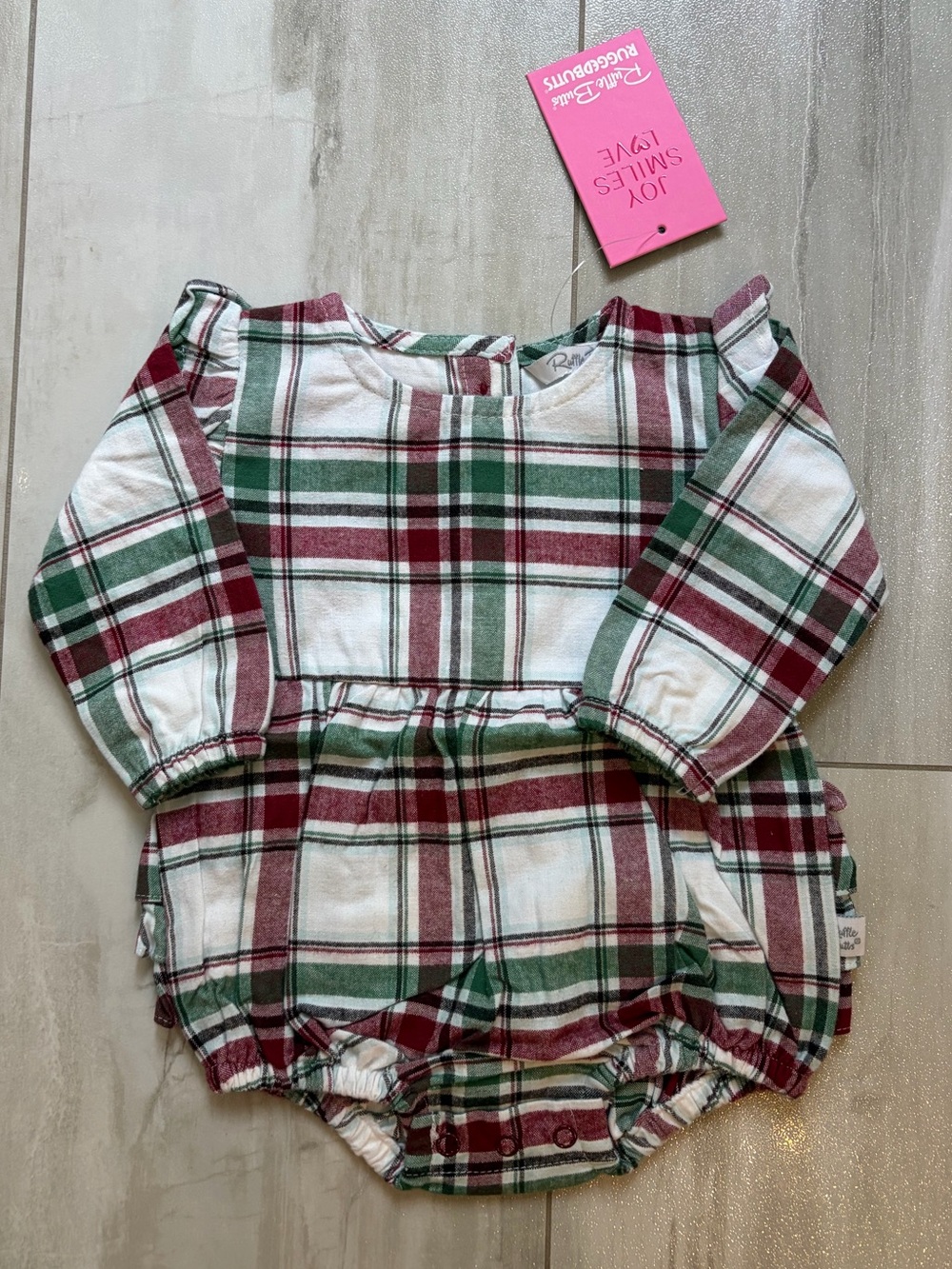 NWT RuffleButts Festive Flannel Garland Plaid Flutter Bubble Romper Girls 0-3M